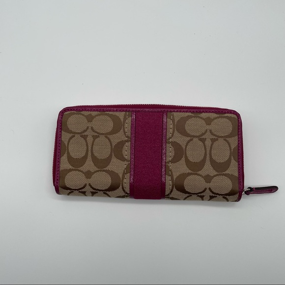 Coach signature accordion zip wallet in tan and fuschia - Picture 2 of 9